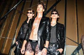 Read more about the article Tom Ford’s Retro Menswear on the Runway